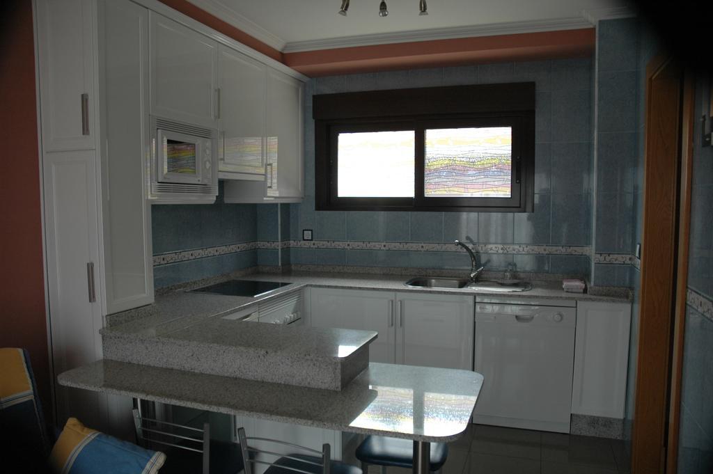 Apartamentos Turisticos Vilagarcia- Rio Ulla Vilagarcia de Arousa Ruang foto